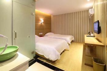 Lushang Tianjie Quick Hotel Jiujiang  Zewnętrze zdjęcie