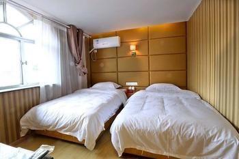 Lushang Tianjie Quick Hotel Jiujiang  Zewnętrze zdjęcie